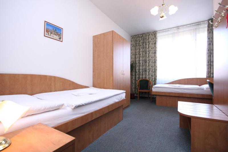 Hotel Legie Bed&Breakfast Prag Exterior foto